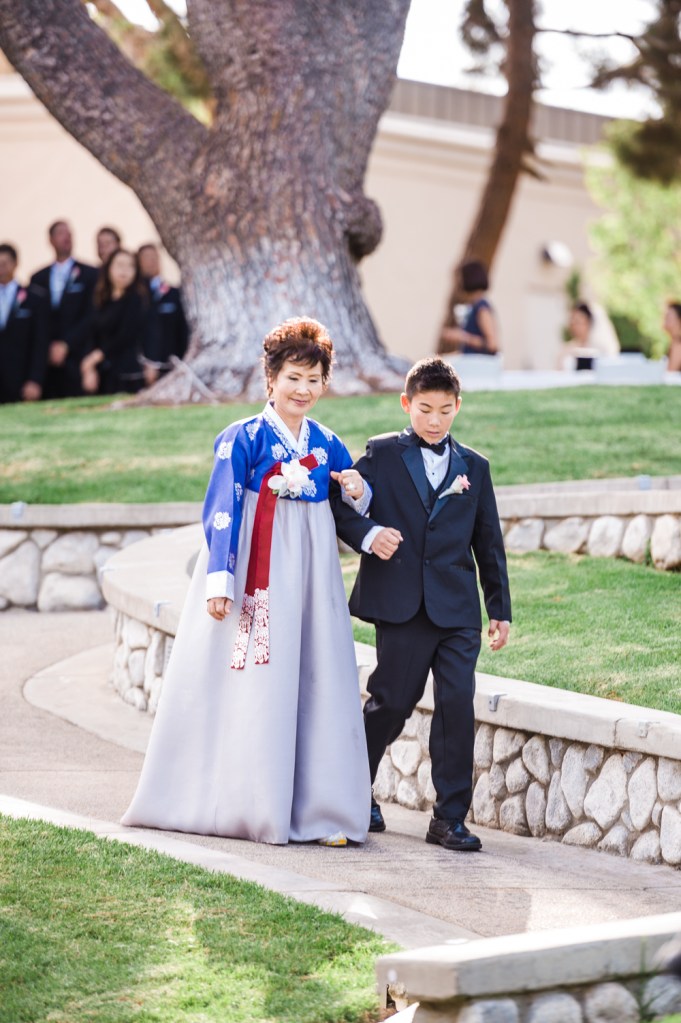 Pacific Club Wedding_57_Vivian Lin Photo.jpg