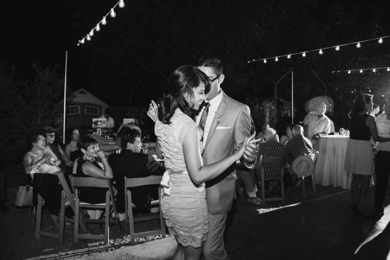 SFV Backyward Wedding_SF_Vivian Lin Photo_200